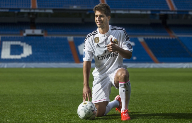 به‌ فه‌رمی ریال مه‌درید رۆیشتنی یاریزانێكی راگه‌یاند